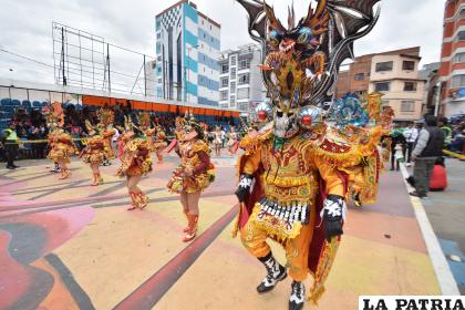 La Diablada ícono del Carnaval de Oruro se presenta el 22 de septiembre /LA PATRIA