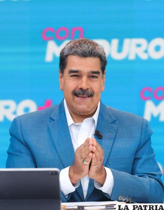 Nicolás Maduro, durante su programa semanal ??Maduro+? hoy, en Caracas (Venezuela). EFE/Palacio de Miraflores
