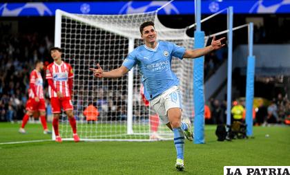 Doblete de Julián Álvarez para el triunfo del Manchester City 
/cronicaviva.com