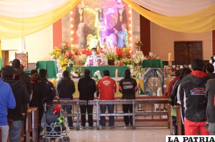 La fe y los motores se unen en una fiesta deportiva con una misa en el santuario /LA PATRIA