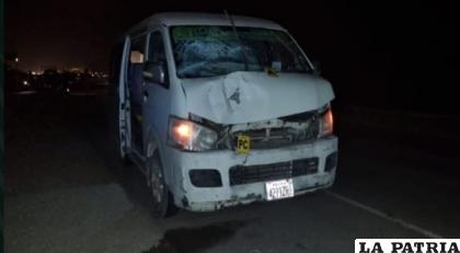 El vehículo impactó contra el peatón cuando éste cruzaba la carretera /Cortesía
