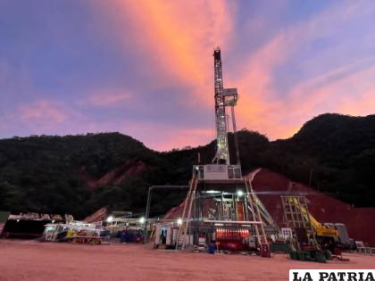La empresa estatal trabaja en la perforación de los pozos para encontrar gas o petróleo /YPFB