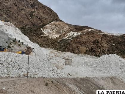 Explotación en la mina Blanca Caolín /Comibol  
