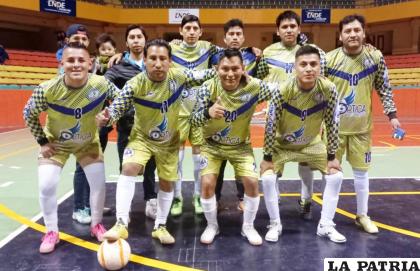 Quiroziñhos arranca con triunfo en el torneo de futsal /LA PATRIA
