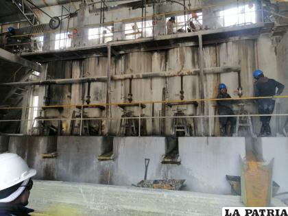 Unidad Productiva de Comibol, Capuratas, encaminada en la producción de azufre / Comibol