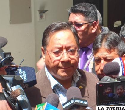 El Presidente del Estado, Luis Arce, después de salir del ampliado del pacto de unidad /LA PATRIA
