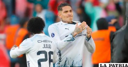 Doblete de Paolo Guerrero para el triunfo de Liga de Quito 
/ovacion.pe