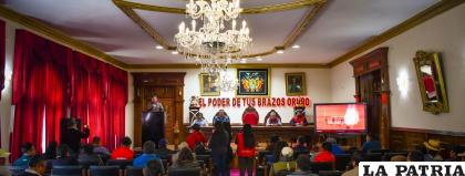 Se pretende revitalizar ambos lagos con el estudio iniciado ayer /Gador
