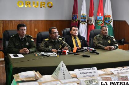Autoridades de Fiscalía y Policía informan del operativo que permitió desarticular a una banda transnacional de trata /Emilio Castillo