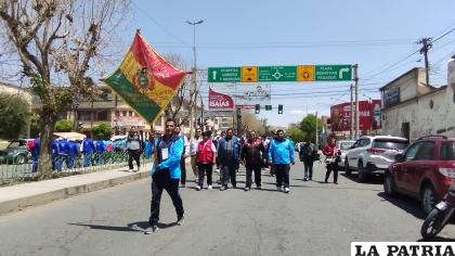 Durante el acto de inauguración del campeonato nacional de pelota de mano/Sedede