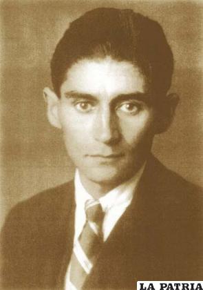 La atormentada vida de Franz Kafka se atribuye al despotismo de su padre