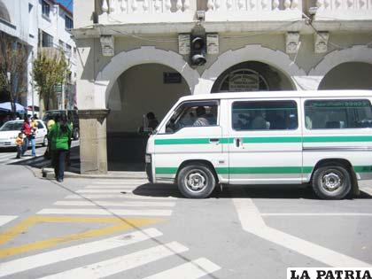 No se respeta el paso peatonal