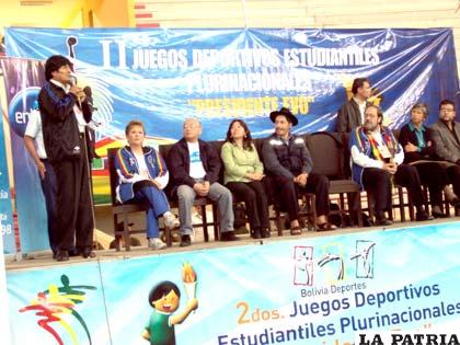 Evo Morales en el acto de inauguración