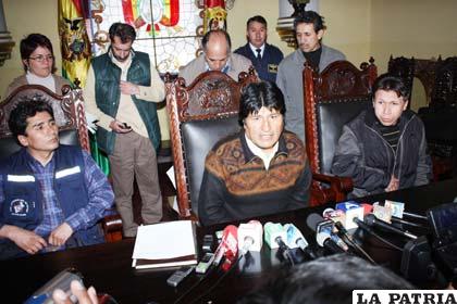 El presidente Evo Morales en plena reunión con dirigentes de Comcipo