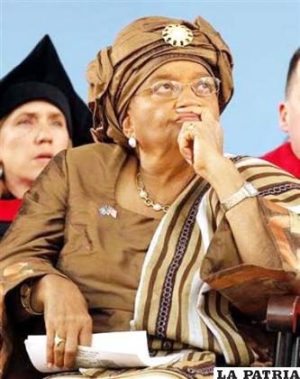 La presidenta liberiana, Ellen Johnson-Sirleaf, y su compatriota Leymah Gbowee, ganaron el premio Nobel de la Paz, junto con la activista yemení Tawakkul Karman