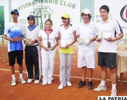 Tenistas que alcanzaron los primeros lugares en 18 años