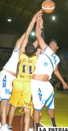 ASB superior a Peñarol