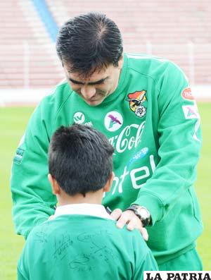 Gustavo Quinteros D.T. de la selección de Bolivia