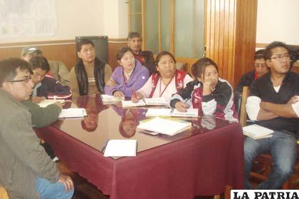 Equipo técnico apoya labor de municipios en Oruro