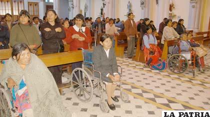 Personas con discapacidad celebran Misa de Acción de Gracias por su Día