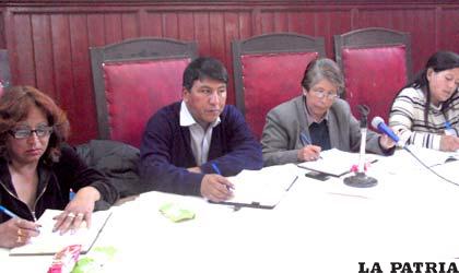 Dirigencia del magisterio analiza el comportamiento del pueblo contra el Gobierno en las recientes elecciones judiciales
