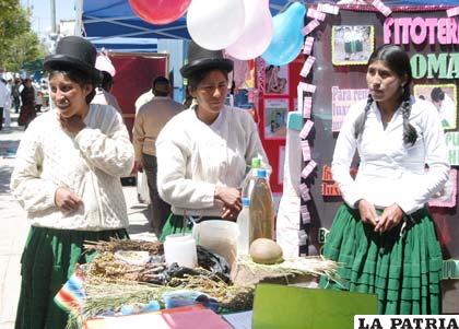 En Feria Integral de Salud se socializaron los beneficios de la medicina natural