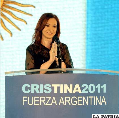 Cristina Fernández, reelecta Presidenta de Argentina