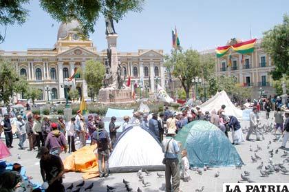 La Plaza Pedro Domingo Murillo fue tomada por los marchistas del Tipnis