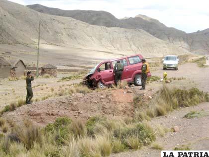 Investigadores de Tránsito en el lugar del hecho