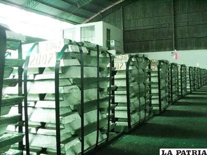 El estaño mantuvo un promedio de 9,87 dólares la libra fina en su cotización
