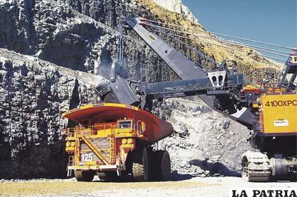 Empresas mineras reducen sus ingresos por baja en la exportación de minerales /paginasiete.bo