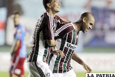 Jugadores del Fluminense celebran el triunfo (foto: futbolmundial.net)