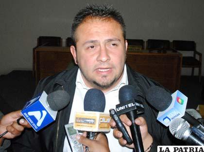 Pablo Fabián Cossío sentenciado a cuatro años de prisión fue declarado prófugo de la justicia /APG