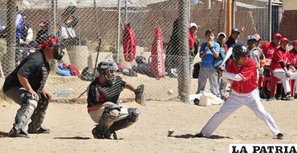 Bolivia cuenta con un buen nivel técnico en el béisbol