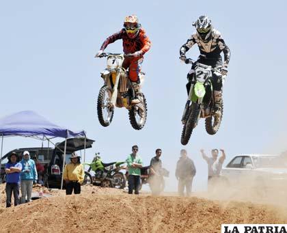 La competencia se disputó palmo a palmo (foto: APG)