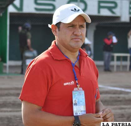 Juan Carlos Paz García dejó la dirección técnica de La Paz FC (foto: APG)