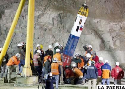 Trabajo de rescate de los mineros hace dos años /vanguardia.com.mx