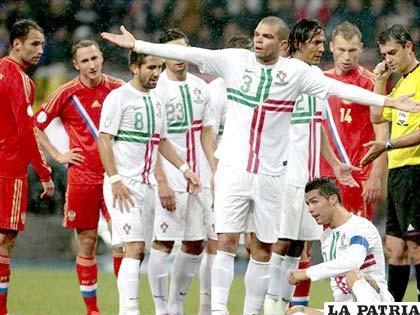 Portugal de Cristiano Ronaldo no pudo ante Rusia (foto: foxsportsla.com)