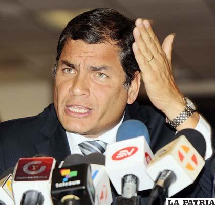 Rafael Correa destituirá a funcionarios que brinden información /diariodenavarra.es