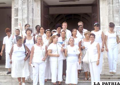 Las Damas de Blanco que son perseguidas por el Gobierno de Cuba /angelicamorabeals.blogspot.com