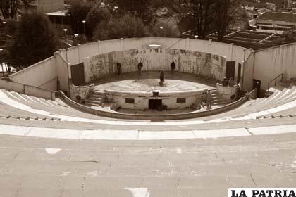 Vista general del teatro al aire libre “Luis Mendizábal Santa Cruz”