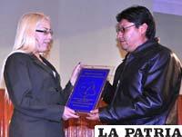 Periodista destacado, Orlando Valdez