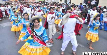La Facultad Nacional de Ingeniería presentó la danza de los Chicheños