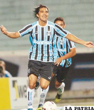 Martins es el goleador de Gremio (foto: es.fifa.com)