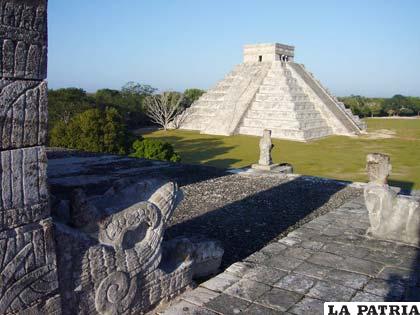 Pirámides y riquezas arqueológicas en Chichén Itzá