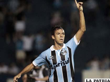 Marco Antonio fue autor del único gol del partido (foto: foxsportsla.com)