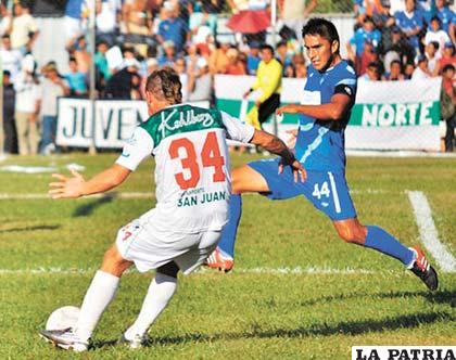 Mendoza juega en Sport Boys y su convocatoria es por primera vez