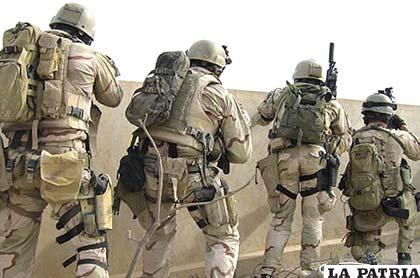 Comandos SEAL en operación antiterrorista en Somalia