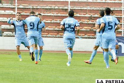 Jugadores del equipo de Bolívar