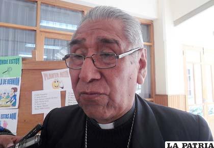 Monseñor Juan Vargas Aruquipa obispo de la Diócesis de Coroico